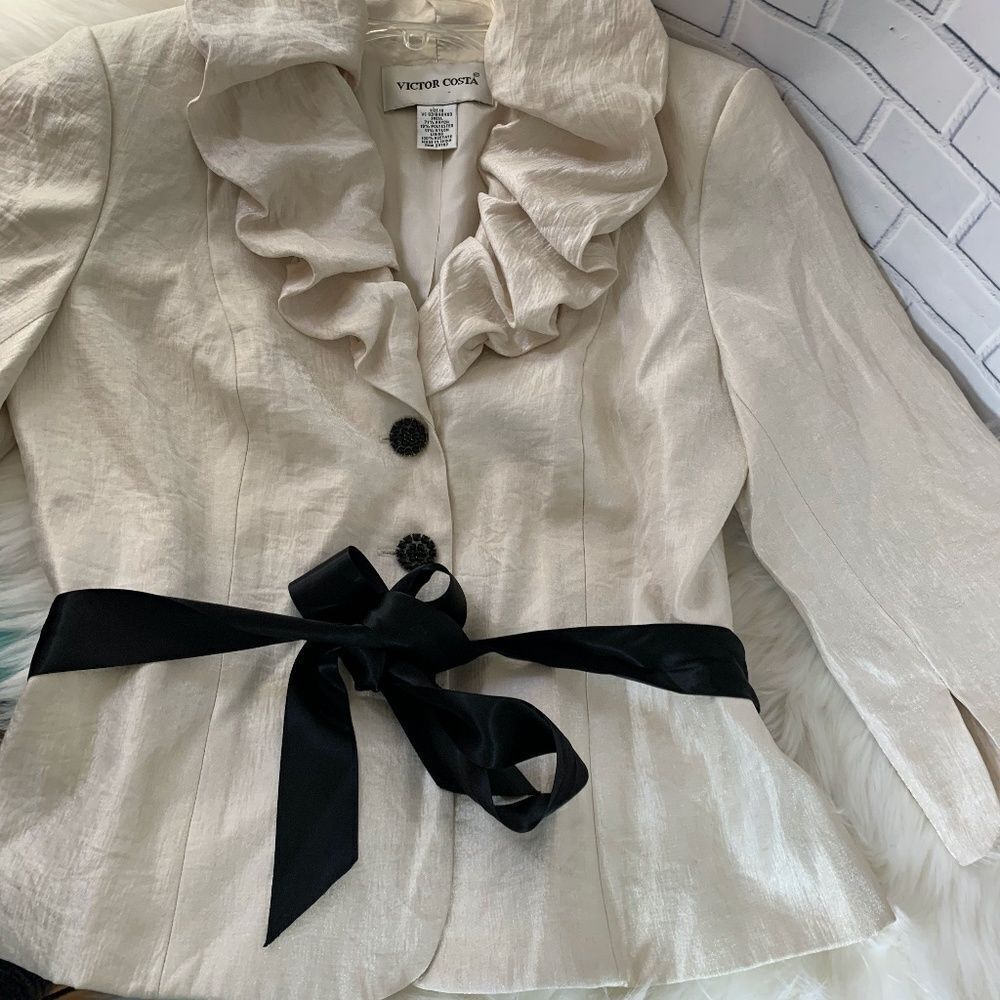 Victor Costa Winter‎ White Jacket Size 10